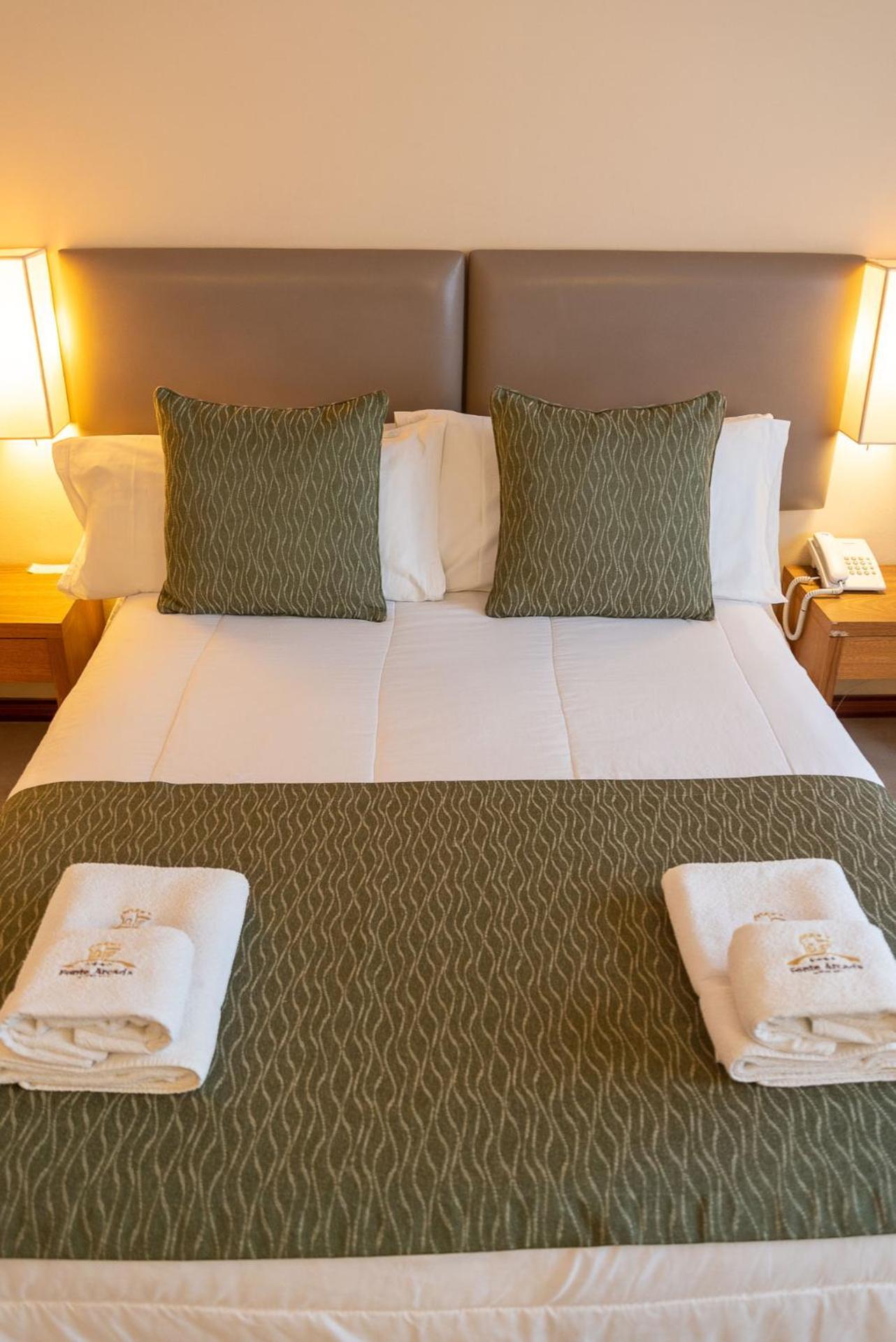 Fonte Arcada Hotel Вила Гесел Стая снимка